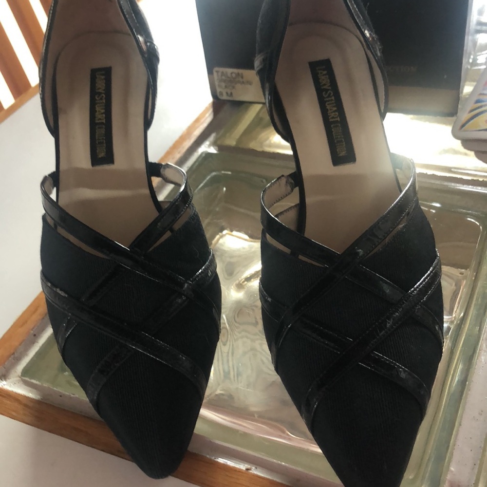 Vintage Larry Stuart  low heel pump
